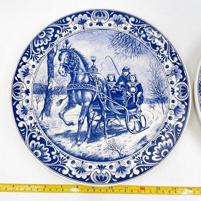 VINTAGE â€œDELFTS BLAUâ€ DELFTWARE HORSE & CARRIAGE DECORATIVE PLATES