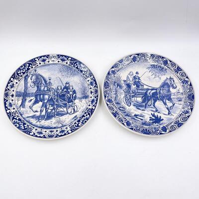 VINTAGE â€œDELFTS BLAUâ€ DELFTWARE HORSE & CARRIAGE DECORATIVE PLATES