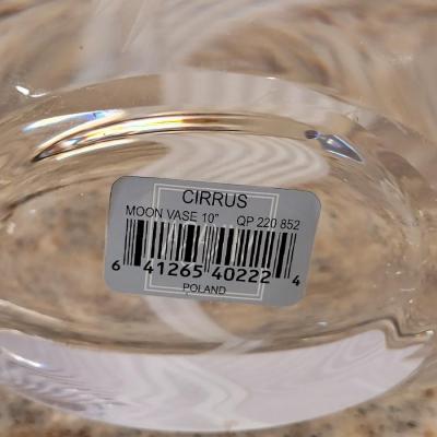 Lot 116: Mikasa 10" Moon Vase