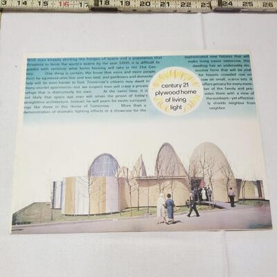 1962 WORLD FAIR MEMORABILIA BUNDLE 