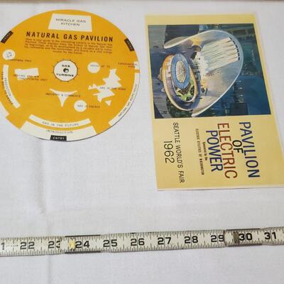 1962 WORLD FAIR MEMORABILIA BUNDLE 