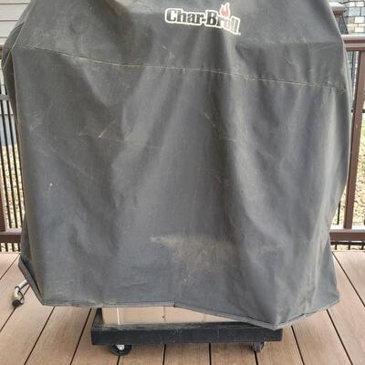 Lot 162: CHARBROIL Infared Grill 