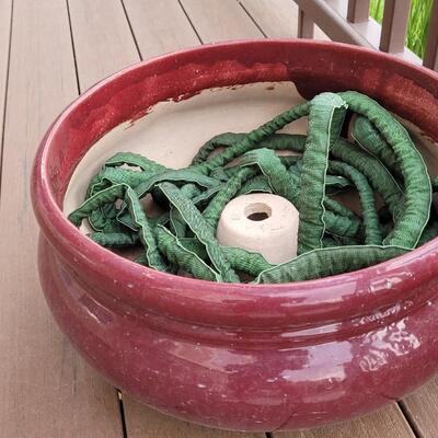 Lot 163: Water Hose Storage Pot Ceramic w/ Hose 