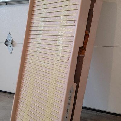Lot 167: PETSTEP Folding Dog Mobility Automobile Access Ramp