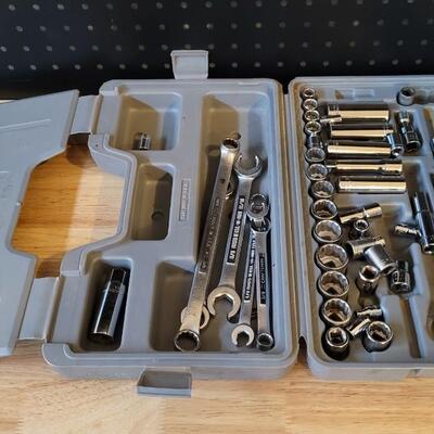 Lot 184: SEARS CRAFTSMAN Assorted Socket & Wrench Swt