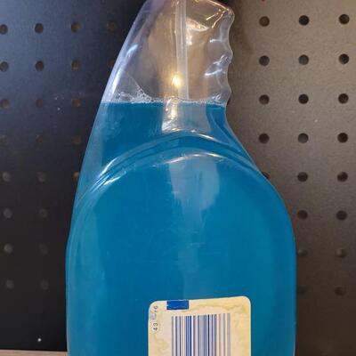 Lot 189: 85%+ Bottle of WINDEX Window Cleaner