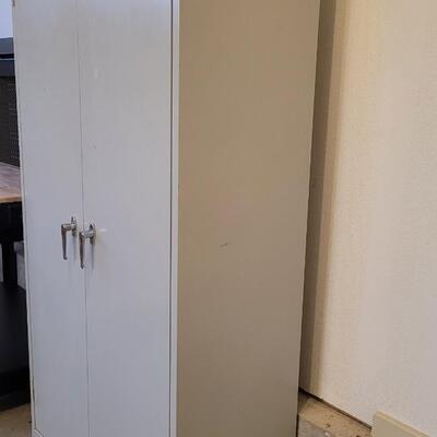 Lot 192: Garage 2-Door Storage Cabinet 