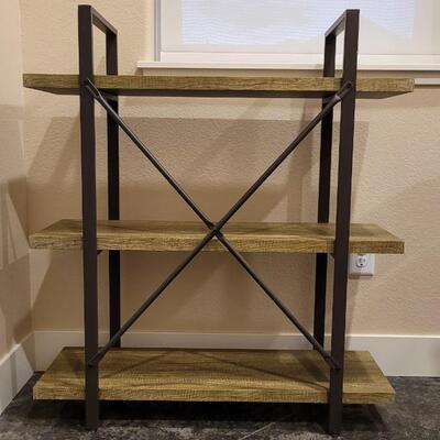 Lot 201: Contemporary 3-Shelf Display Unit 