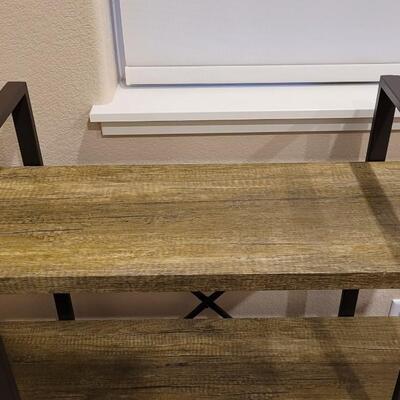 Lot 201: Contemporary 3-Shelf Display Unit 