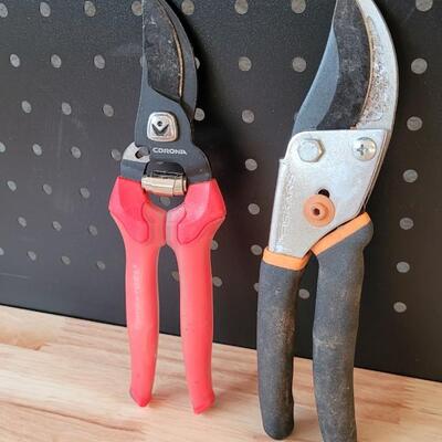 Lot 215: (2) Garden Pruning Shears