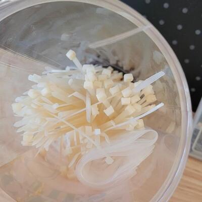 Lot 216: Cable Ties and Picture Hanging Kit 