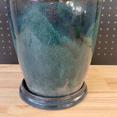 Lot 230: Garden Flower Pot (Shows some outer cracking on surface)