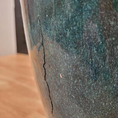 Lot 230: Garden Flower Pot (Shows some outer cracking on surface)