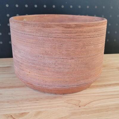 Lot 235: Vintage Garden Flower Pot 