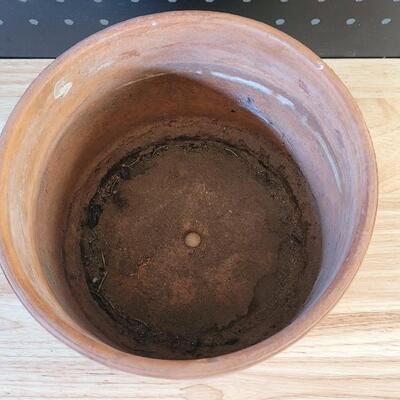 Lot 235: Vintage Garden Flower Pot 