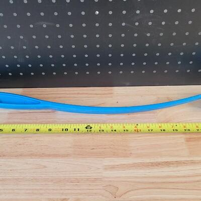 Lot 236: Ball Toss Dog Toy 