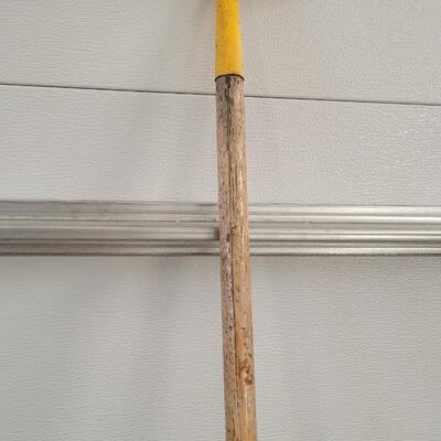 Lot 244: Vintage TRUE TEMPER 43" KIDS Small Head Till Rake