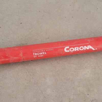 Lot 245: CORONA 27" Trowel