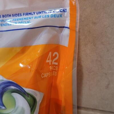 Lot 257: (2) New TIDE PODS Laundry Detergent - 84 Total