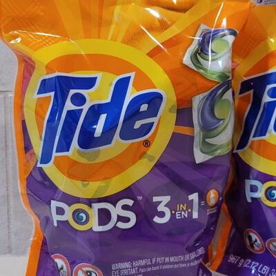 Lot 257: (2) New TIDE PODS Laundry Detergent - 84 Total