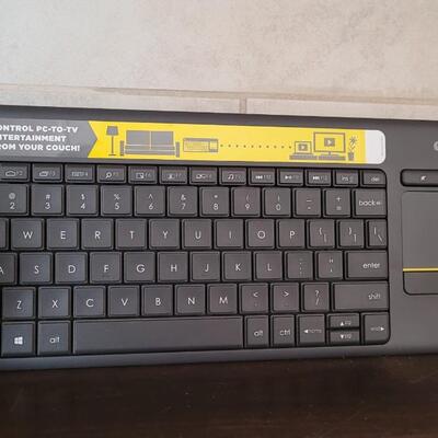 Lot 274: Logitech Keyboard Wireless UNTESTED 
