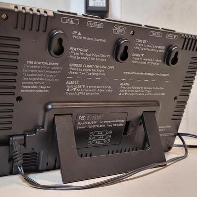 Lot 277: LA CROSS Wireless Weather Center w/ Sensor