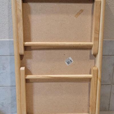 Lot 281: Folding Meal Tray