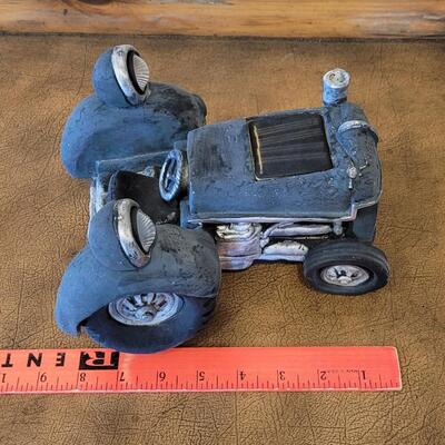 Lot 288: Decorative Car