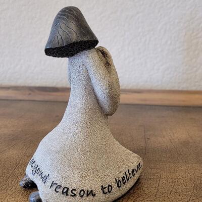 Lot 291: "Believe" Art Stone by Carson