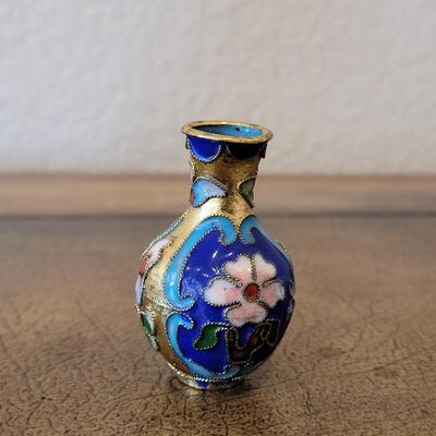 Lot 300: Miniature Cloisonne Vase