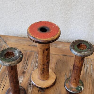 Lot 304: Antique/Vintage Spools