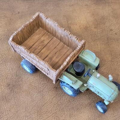 Lot 306: Tractor with Trailer Deco