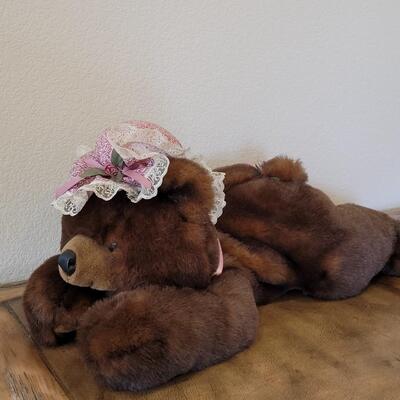 Lot 309: Large Bear