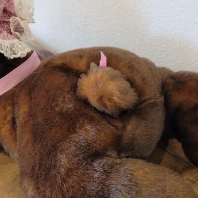 Lot 309: Large Bear