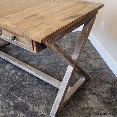 Lot 318: Hooker Furniture Desk