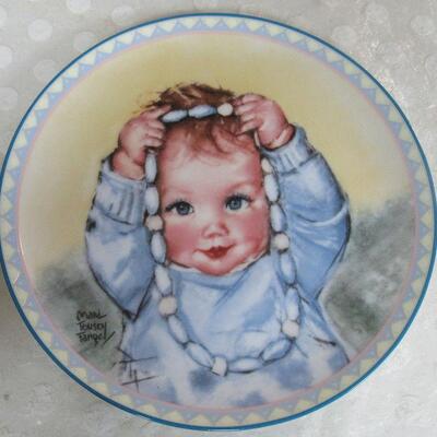 4th Issue 1988, #122A Peek A Boo, From the Precious Little Ones Plates Series