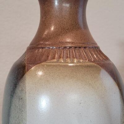 Lot 332: Fine Art Pottery Vase (shows damage at top) 