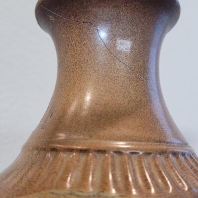 Lot 332: Fine Art Pottery Vase (shows damage at top) 