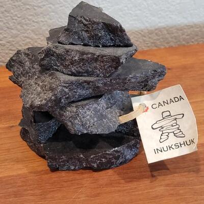 Lot 338: Vintage CANADA INUKSHUK Art Figure