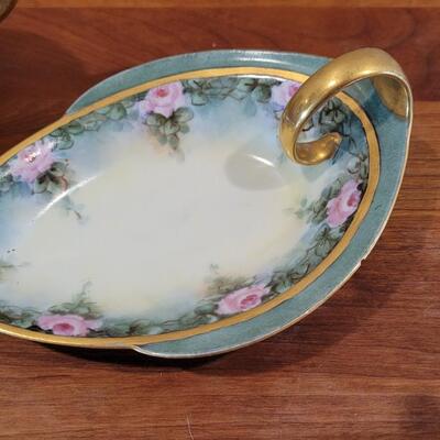 Lot 341: Vintage Fine China Collectibles Bundle 
