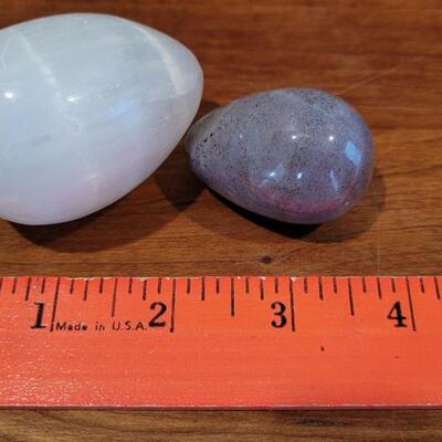 Lot 342: (2) Small Decorative Marble Egg Paperweights