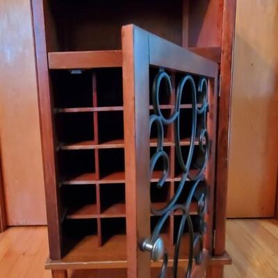 Wine Storage Chest with metal Grille on Lower door