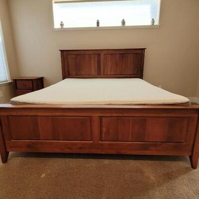 Lot 351: California King Size Bed includes mattress set