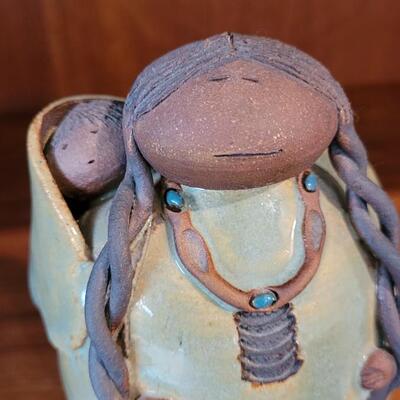 Lot 352: VAL NIGHT House Angel Fine Art Pottery Sculpture SIGNED