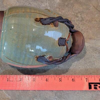 Lot 352: VAL NIGHT House Angel Fine Art Pottery Sculpture SIGNED