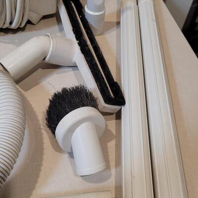 Lot 370: Vintage ORECK Vacuum Cleaner Model BB-280-D + Accessories/Filters WORKS