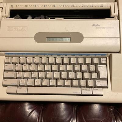 Smith corona display dictionary typewriter