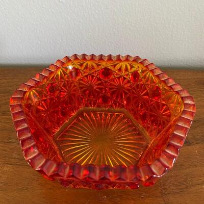Vintage Amberina Flame Orange LE Smith Glass Daisy & Button Hexagon Bowl Dish 