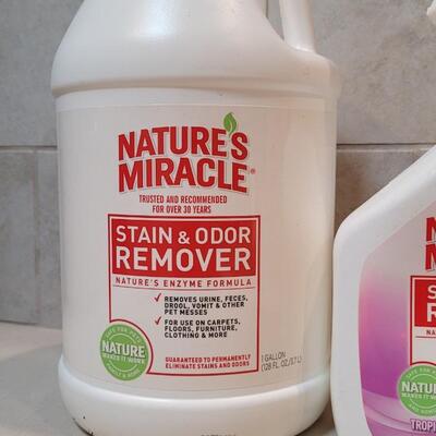 Lot 377: Nature's Miracle Refill + Spray Bottle (See Line for Levels)