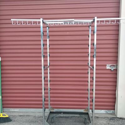 LOT 11 COMMERCIAL CLOTHING / DISPLAY RACK 
